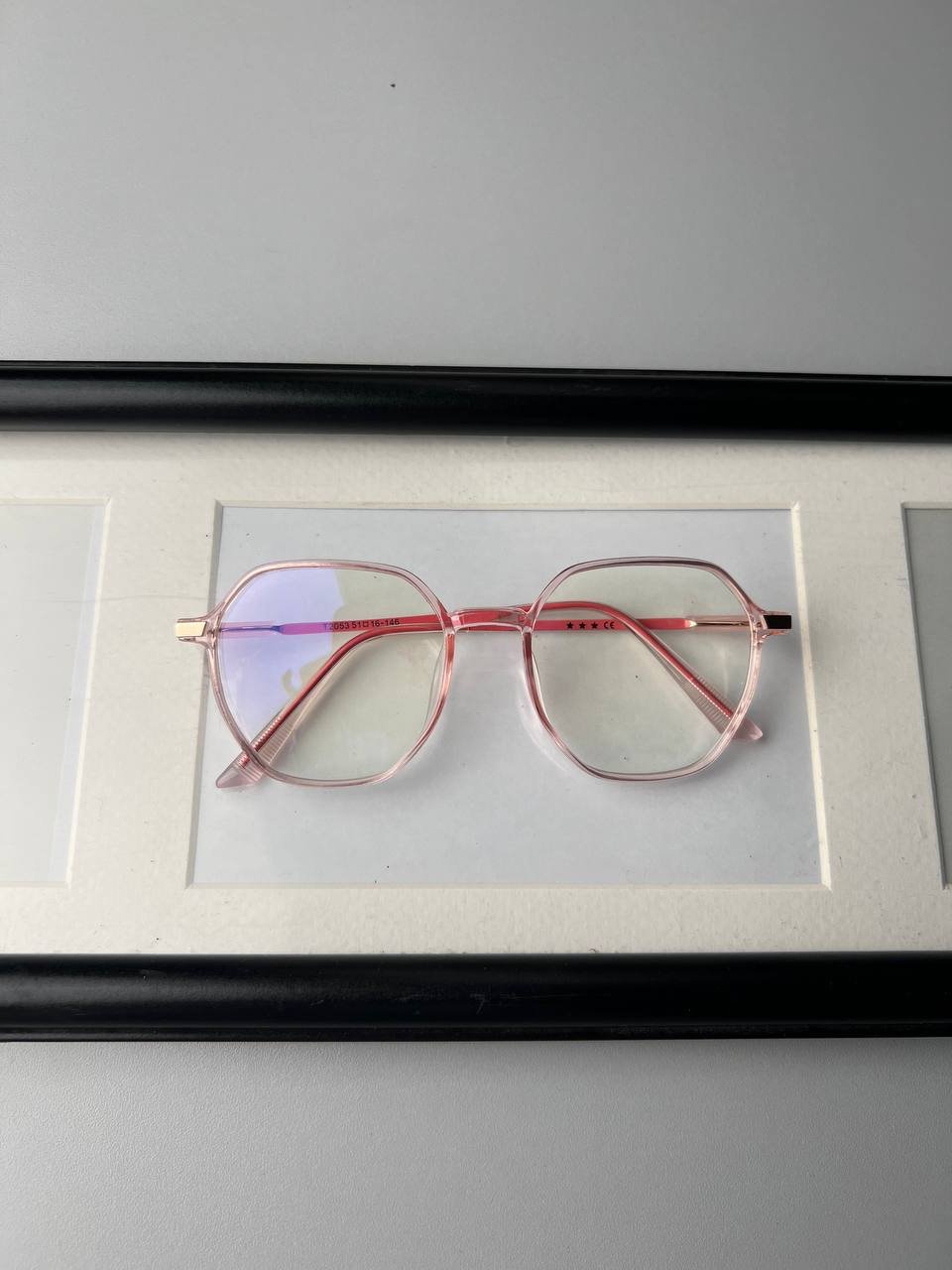 photo_6212850239149289614_y